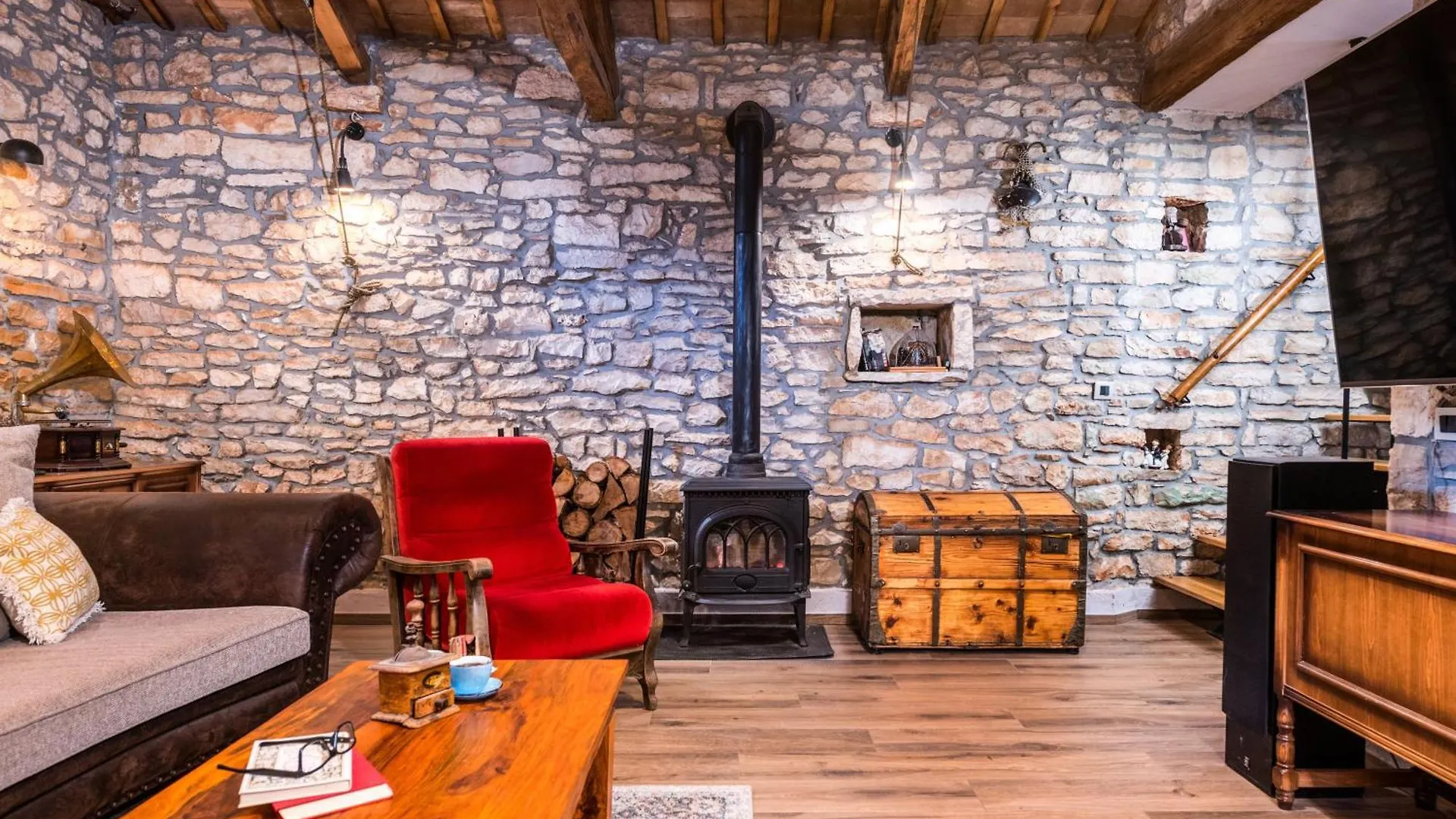 Marčana Rustic Cozy House Pupy Mit Private Pool Und Kinoヴィラ 0*,