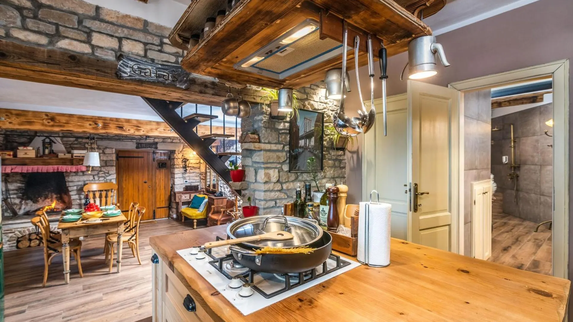 Marčana Rustic Cozy House Pupy Mit Private Pool Und Kinoヴィラ