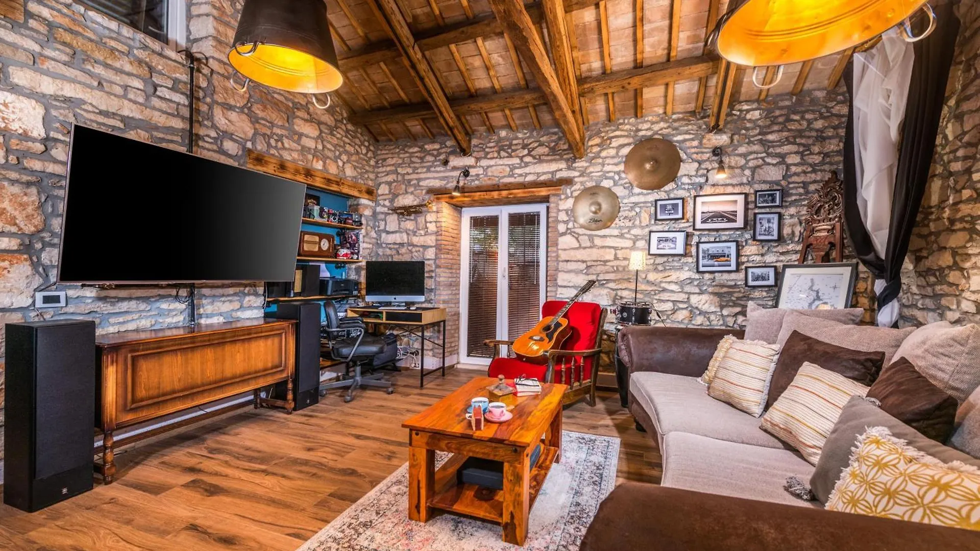 Marčana Rustic Cozy House Pupy Mit Private Pool Und Kinoヴィラ 別荘